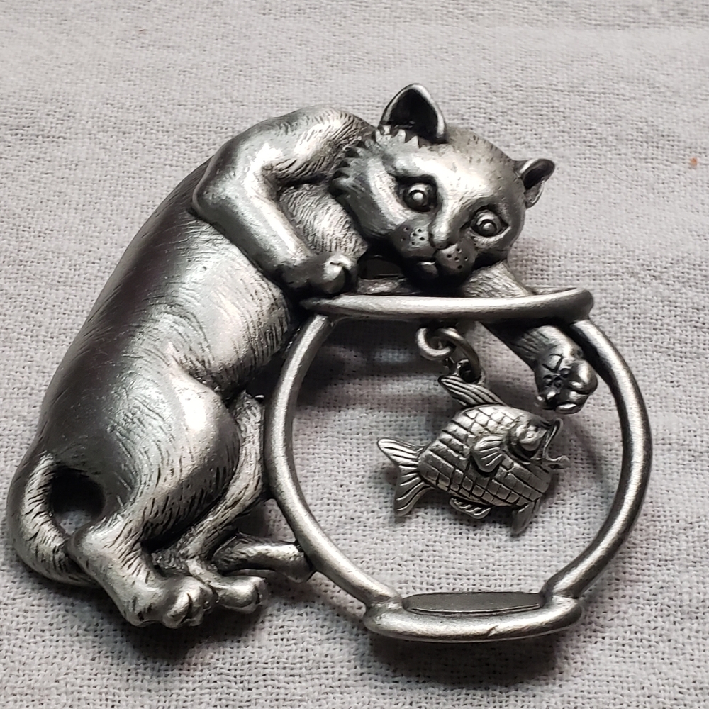 Vintage JJ Antiqued Silvertone Cat and Fish Bowl Brooch